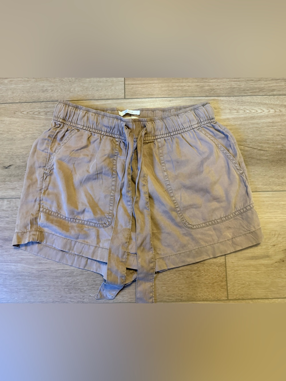 C&C California Elastic Waist Pull-On Shorts in Taupe